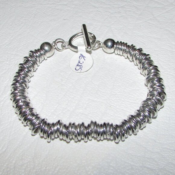 Silver 1/4" Multi-Ring Toggle Bracelet - NEW - Picture 7 of 7